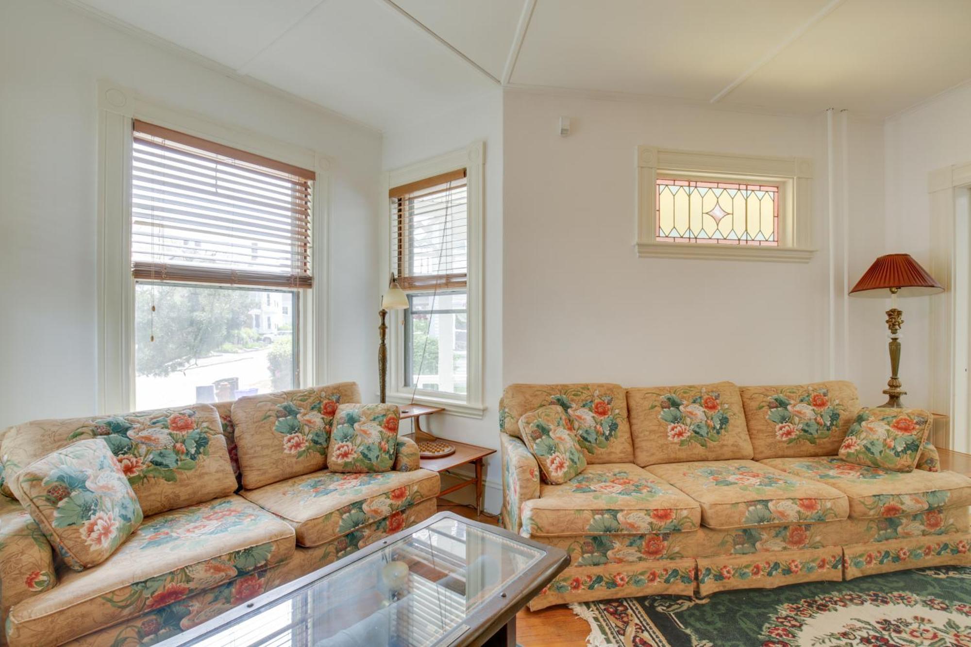 Quaint Beverly Townhome Walk To Beach And Downtown! Bagian luar foto